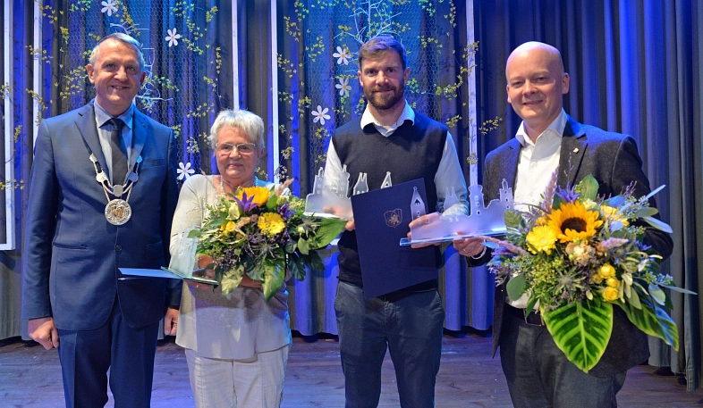 Das Bild zeigt die Gewinner des Bürger-Preises der Stadt Delitzsch 2021 - Gabriele Prisille, Jan Jungandreas, Rüdiger Kleinke © C. Maurer/Stadt Delitzsch