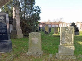 jüdischer Friedhof nach Norden (1).jpg