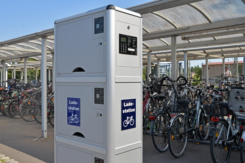 Ladestation für E-Bikes am Unteren Bahnhof © C. Maurer/Stadt Delitzsch