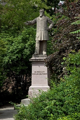 Schulze-Delitzsch-Denkmal © Peter Franke, Leipzig